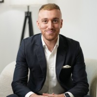 Executive Search. Employee Will Hazelwood's profile photo