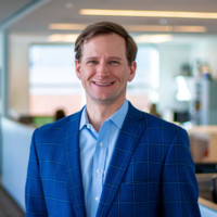 CBRE Employee David Fields's profile photo