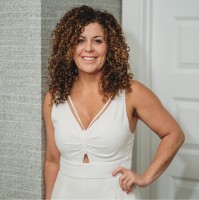 Vizion Real Estate Platform Employee Kelly Harris's profile photo