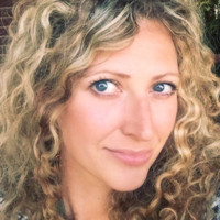 JustPark Employee Hannah Williams's profile photo