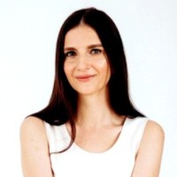 Yulia Vakhovska Email