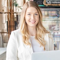 Responsify Employee Elise Vallotton's profile photo
