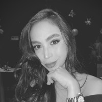CleverCards Employee Valentina Reyes's profile photo