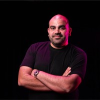 Game Lounge Employee Niki Zahra's profile photo