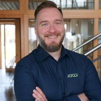 Tobias Oehme Email