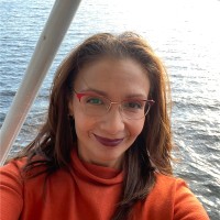 Josie Santiago Email & Phone Number