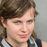 WhizzBridge Employee Sarah Robinson's profile photo