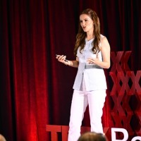 Dania Zhivaki Email