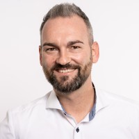Stefan Paseka Email