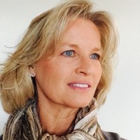Lisa Smith Email & Phone Number