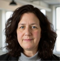 Donna Raidt Email & Phone Number