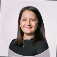 Chloe Hunt Email & Phone Number