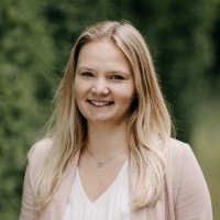 Julia Raasch Email
