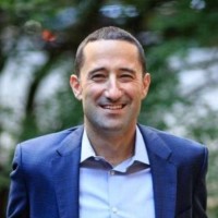 Our Children's Trust Employee Avi Lipman's profile photo