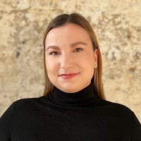 Julia Sponholz Email
