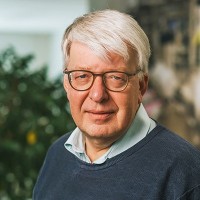 Henk Burghout Email