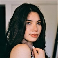 Daniella Álvarez Email & Phone Number