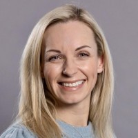 Blue Light Card Employee Elizabeth Johnson's profile photo