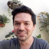 Daniel Flores Email