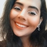 PontoCom Employee Hayellie Simões's profile photo