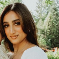 Live Tinted Employee Navi Gill-Birring's profile photo