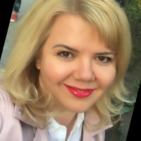 Dóra Dávid Email