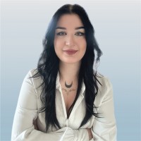 Nadja Kurz Email