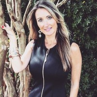 Oceanfront Guru Real Estate Sales and Development Employee Shannon Thompson's profile photo