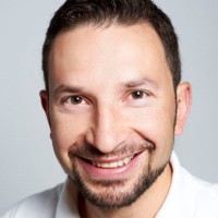 Patrik Lustenberger Email