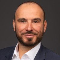 Adam Dubielecki Email