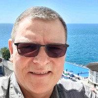 Kåre Larsen Email