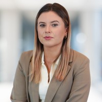 Julia Krawiecka Email