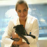 Biscuits & Bath Employee Yasmine Mortsakis's profile photo