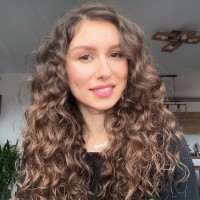 Andreea David Email