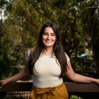 Isabella Linares Email & Phone Number
