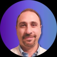 total Employee Oscar Auad's profile photo