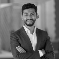 Helpdesk Computer Systems Employee Dev Oza's profile photo