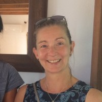 Anna-Clara Kron Email