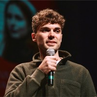 Maximilian Oligschläger Email