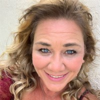 H W Farren LLC, Aircraft Transportation/Millwright Services Employee Traci Figueroa's profile photo