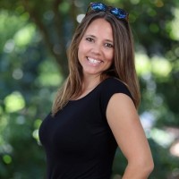 Victoria Bucquoy Email & Phone Number