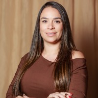 Flávia Adorno Email