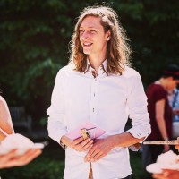 Lorenzo de Vries Email