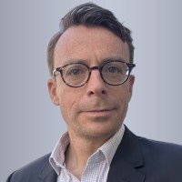Nicholas Wolfe Email