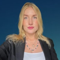 outsmart.ai Employee Fabienne Bosselmann's profile photo