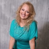Sarah Hampsten Email & Phone Number