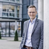 Dominik Ostertag Email