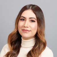 CBRE Global Workplace Solutions (GWS) Employee Julie Chavez's profile photo