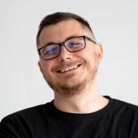 Onlyplay Company Employee Vladimir Muraviov's profile photo