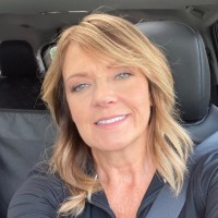 Color Ink Employee Linda Dwyer's profile photo